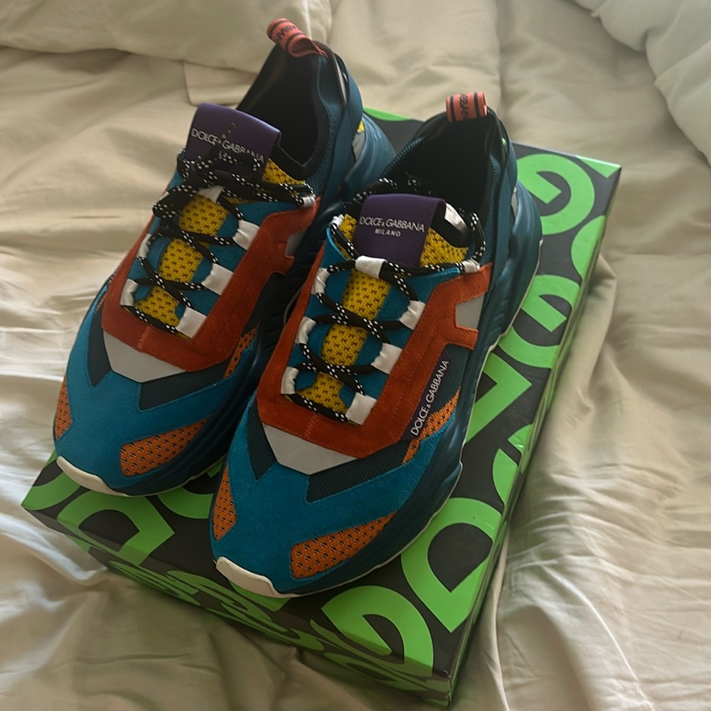 Dolce gabbana shoes like new